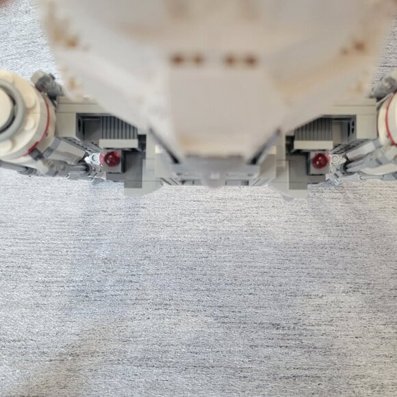 LEGO Star Wars: Resistance Y-Wing Starfighter (75249) - Picture 8 of 12